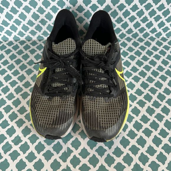 Nike Air Zoom Pegasus 39 NN Black/Volt-Barely Volt DM4015-002 Size 7Y - Picture 10 of 10